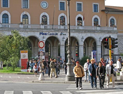 Pisa Italy Transportation